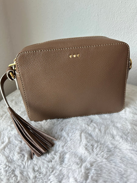 Camera bag by Loxwood in "Pebble" with wide shoulder strap