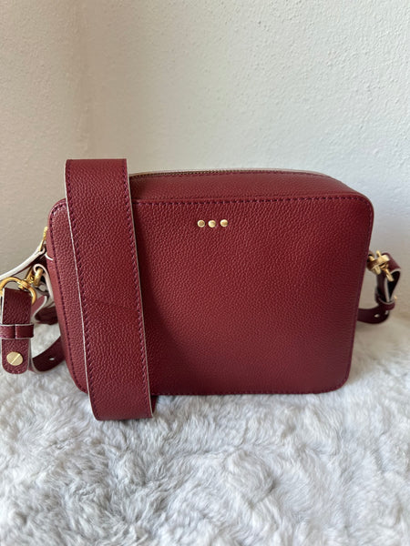 Camera bag by Loxwood in "Vintage Raspberry" with wide shoulder strap