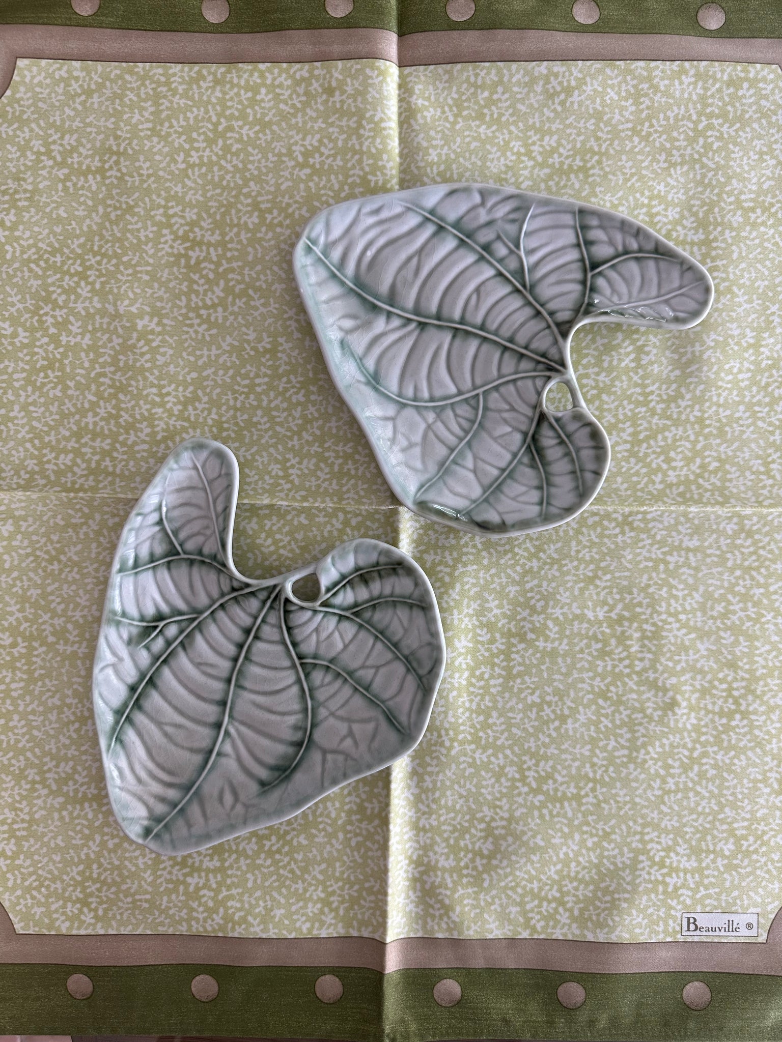 Christian Tortu medium leaf dish