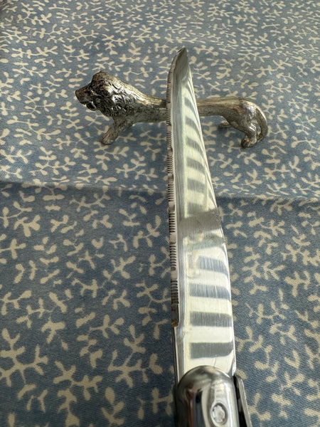 Vintage knife rests lion-shaped, set of 6