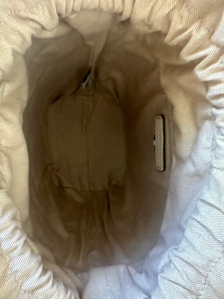 Yara Bucket Bag in nude