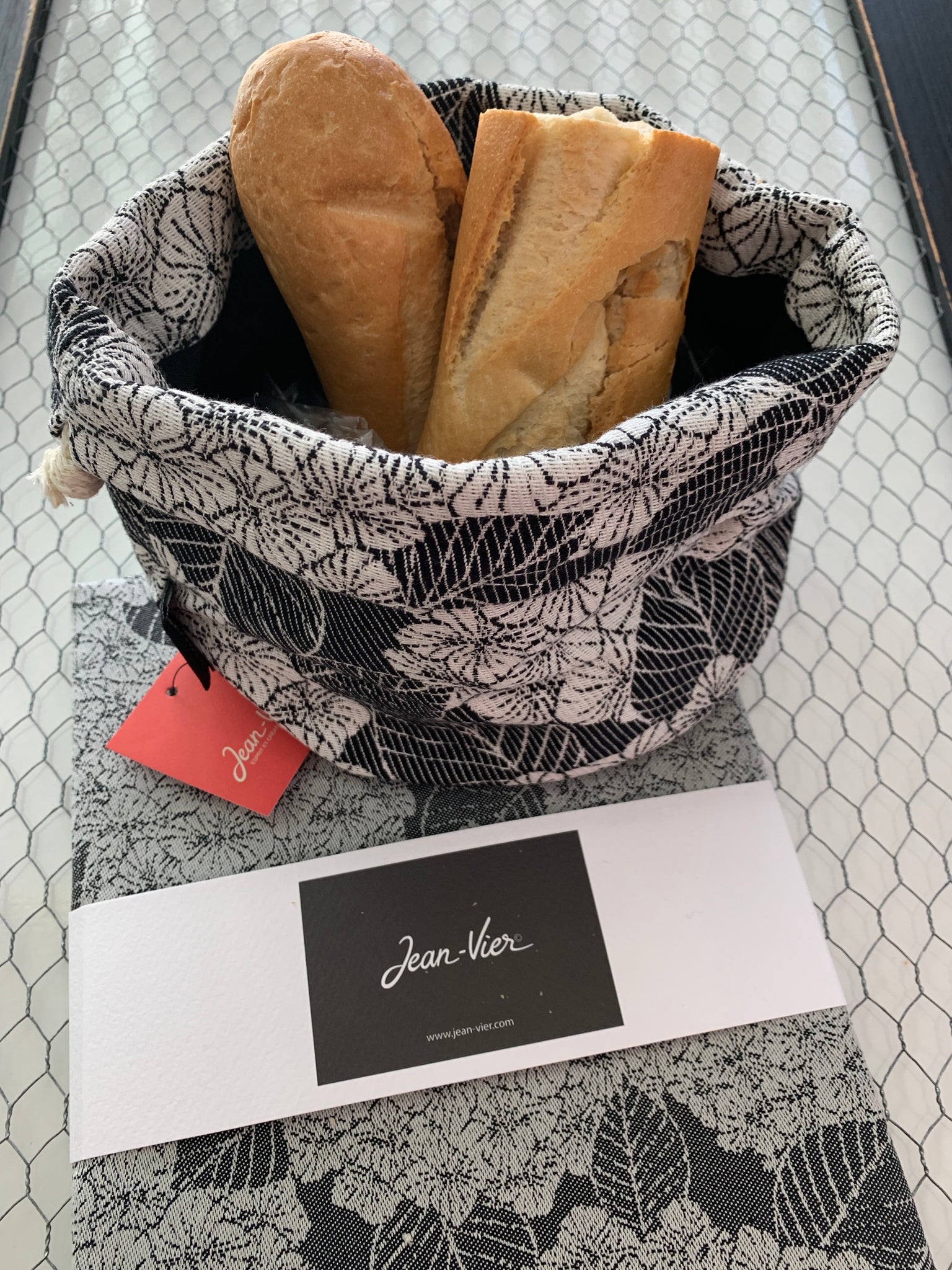 French bread basket "Hortensia" by Jean-Vier